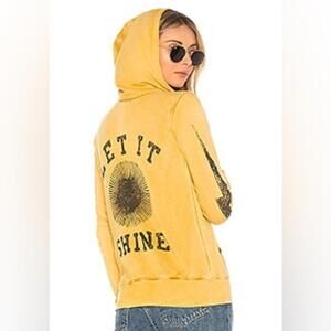 Sundry Let It Shine Graphic Hoodie in‎ Vintage Saffron Yellow Gold Size: Small